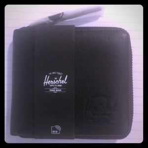 Herschel Walt Wallet Black Pebble Leather
